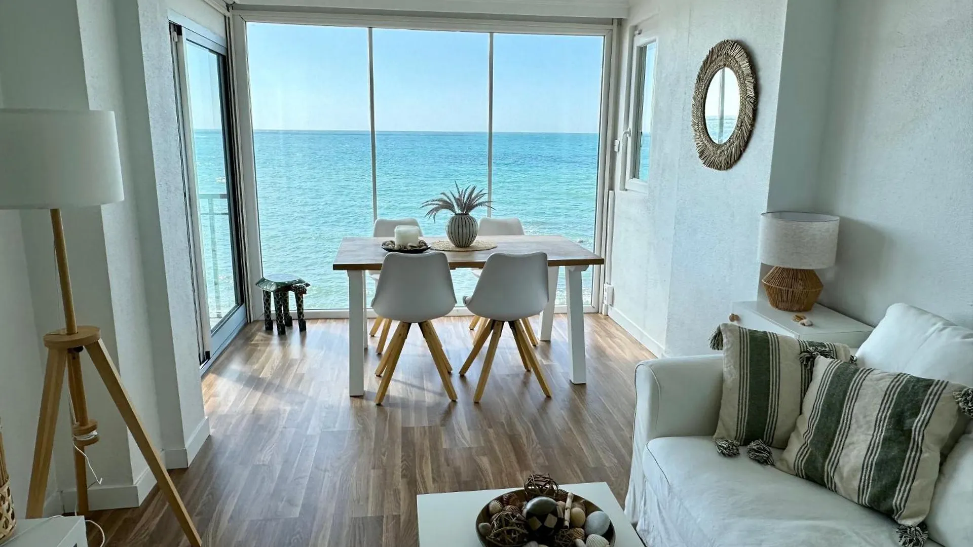Апартаменты Perla Playa Casa Бенальмадена